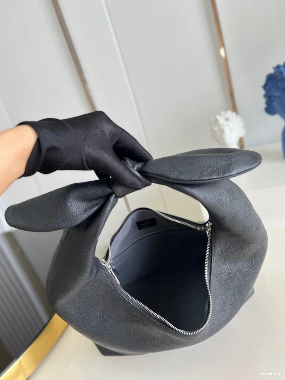 Cheap LOUIS WHY VUITTON KNOT 0815